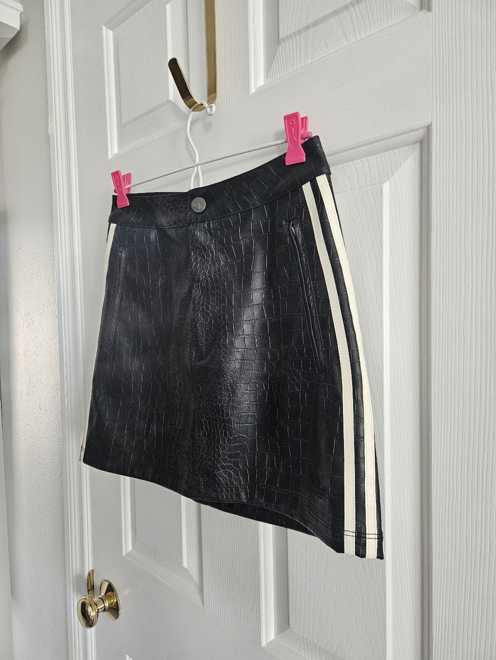 NWT Adidas Originals Pleather Mini Skirt - Picture 3 of 10